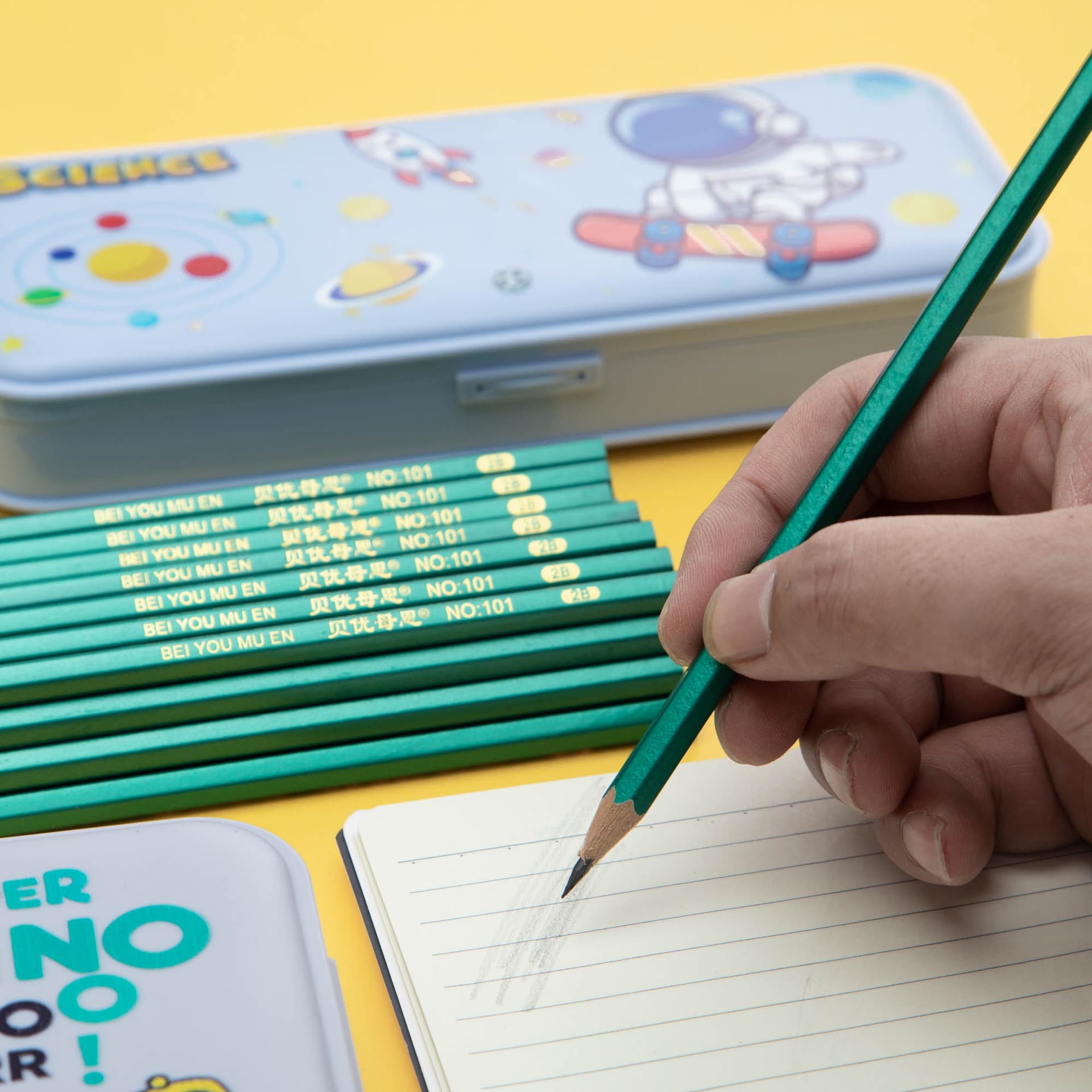 Hexagonal Green Barrel HB Pencils for Primary School Students Writing Drawing Exam Sketching Test Card Filling 2B Pencils Wholesale Stationery