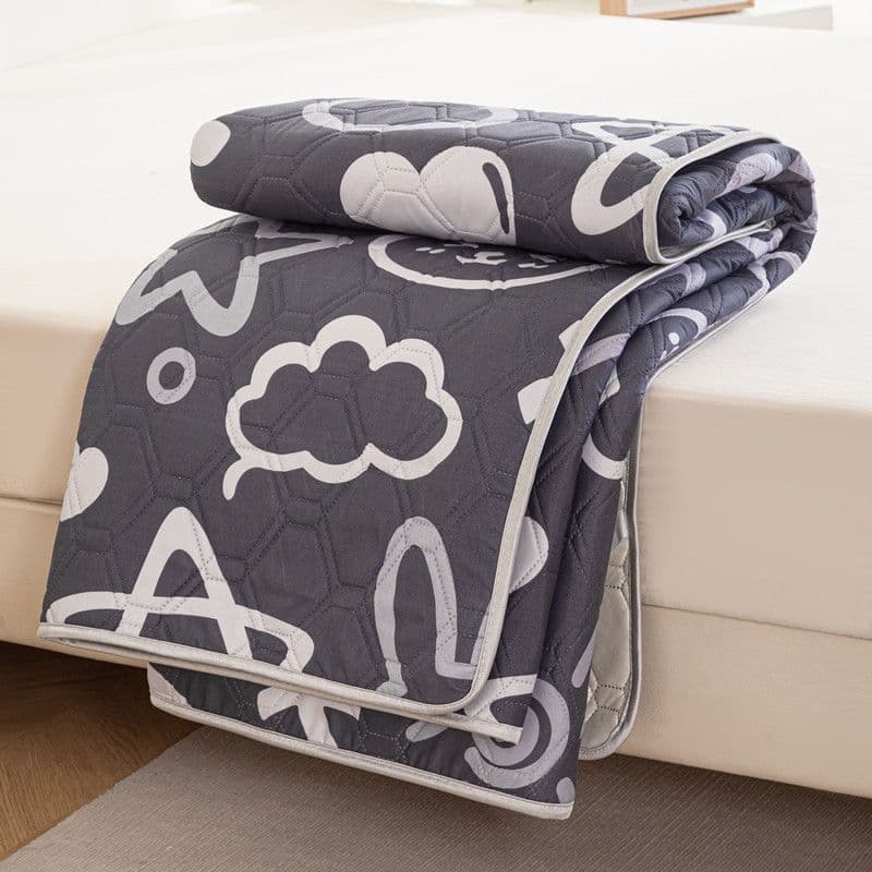 Summer thin cool mat bed protector, machine washable, home use sleeping pad, single dormitory mattress underlay, all-season use