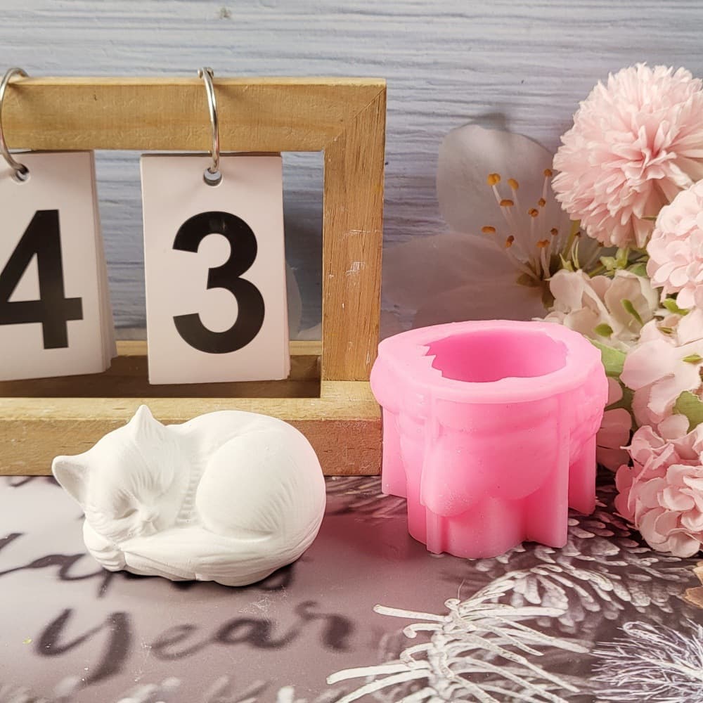 Sleeping Cat Plaster Figurine Silicone Mold DIY Plaster Silicone Mold W0414