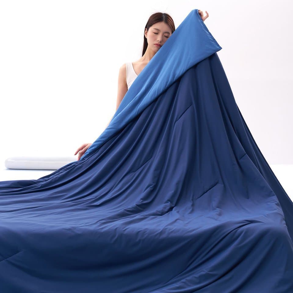 Hotel Grade Deep Sleep Summer Quilt Pro 3.0 Air Conditioning Blanket No Cover Needed Machine Washable Dual-Feel Cooling Quilt Gift