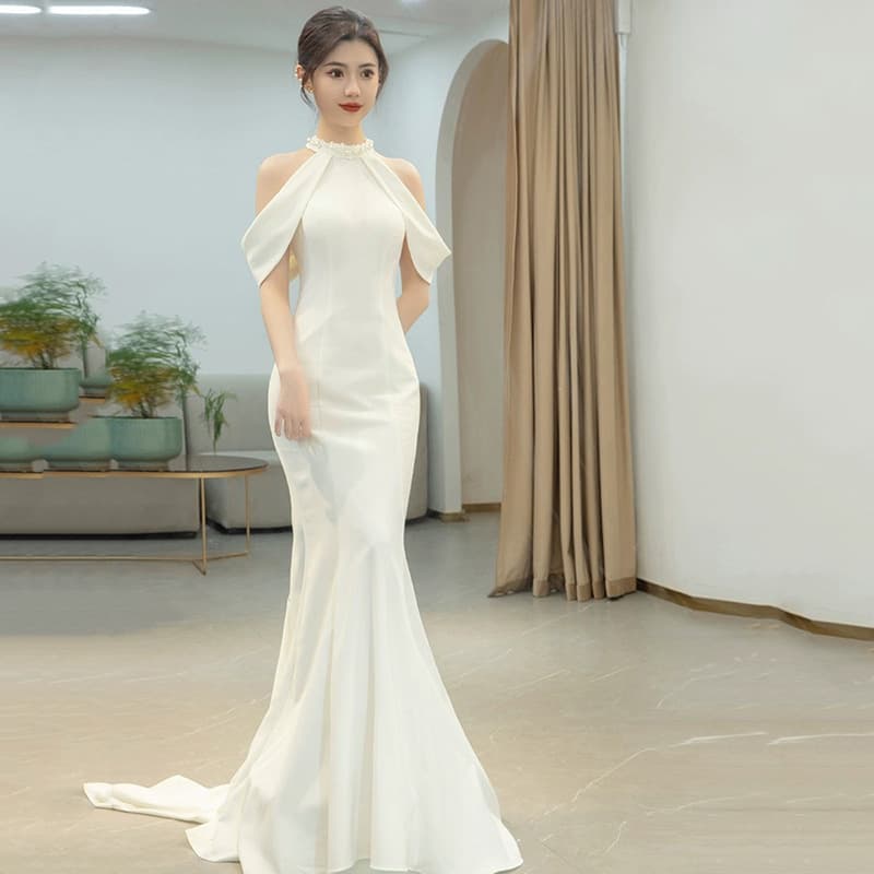 White banquet evening dress female artistic style banquet host high-end light luxury niche annual meeting fishtail dress elegant