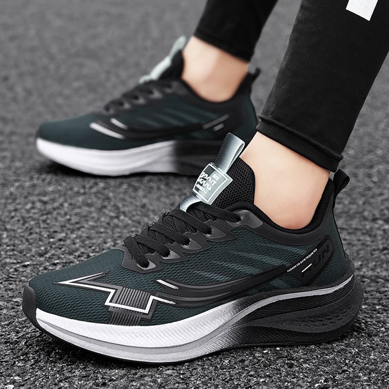 Large Size Running Shoes for Men Ultra-Light 20 Professional Racing Student Breathable Wear-Resistant Anti-Slip Cushioned Sports Running Shoes Spring