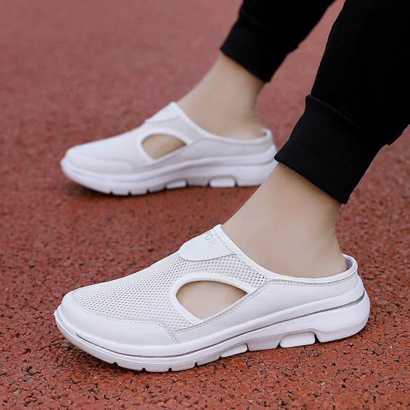 Trendy Popular Closed-Toe Slippers for Women, Spring/Summer 2025 New Model, Versatile Breathable Mesh Half-Slippers