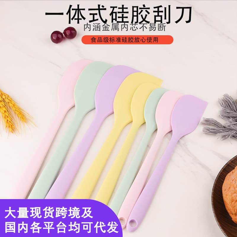 Factory Direct Food Grade Integrated Silicone Scraper High Temperature Baking Silicone Kitchenware Cake Cream Mixing