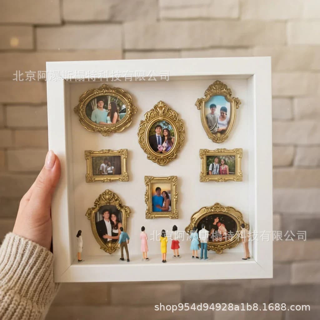 Cross-border Valentine's Day DIY Mini Museum Photo Box Customizable, Minimum Order of One Piece, with Light, Creative Couple Gift Decoration