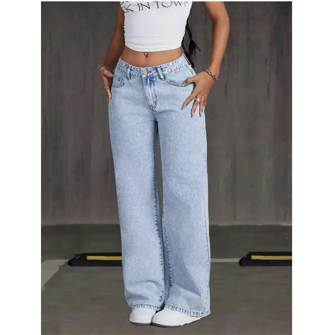 High-Waisted American Style Loose Wide-Leg Light Wash Distressed Jeans for Women, Elastic, Slimming, Floor-Length