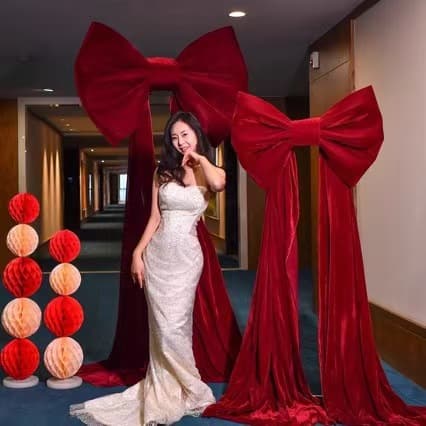 Giant Red Velvet Bow for Wedding Room Decoration, Window Display, Party Photo Prop, Wedding Festival Decoration