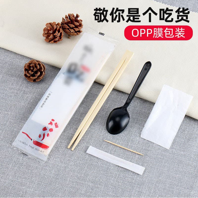 Disposable chopsticks and spoon sets for takeout, household and commercial use, four-piece sets available in large quantities.