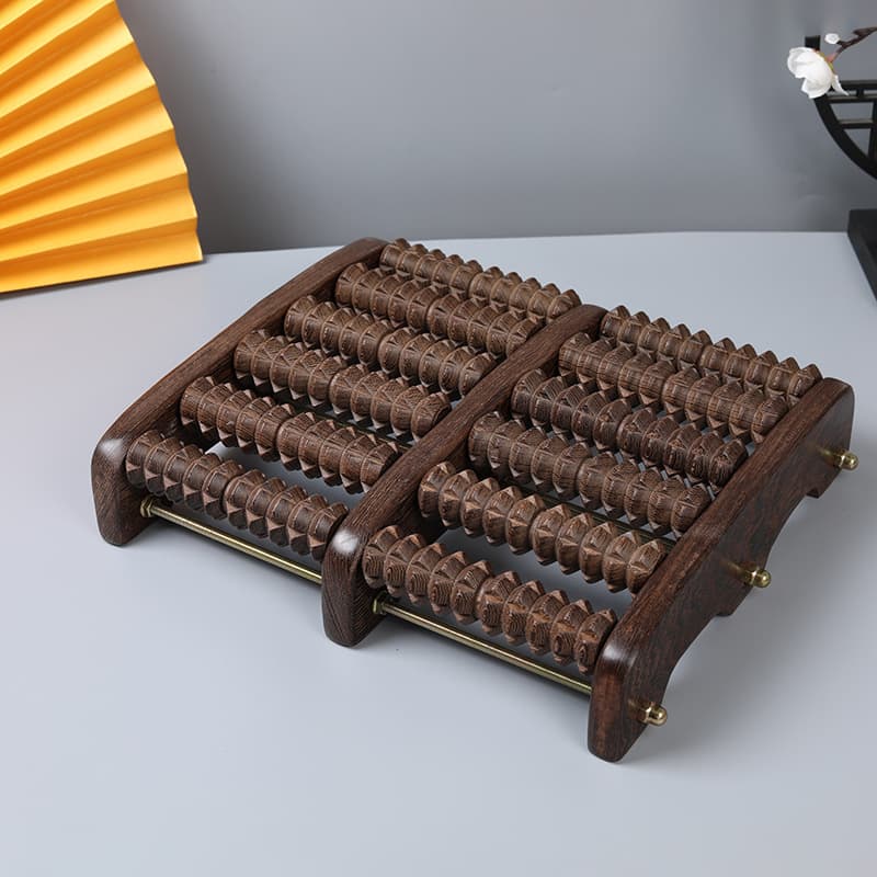 Chicken wing wood foot massager, foot roller, solid wood wheel type, foot massage ball, foot acupoint massage roller