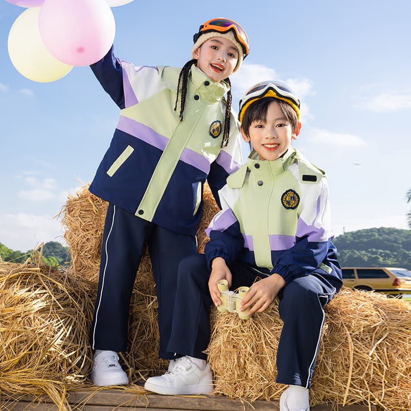 Source factory for kindergarten autumn/winter suits, children's outdoor class wear, and primary/secondary student windbreaker uniforms.
