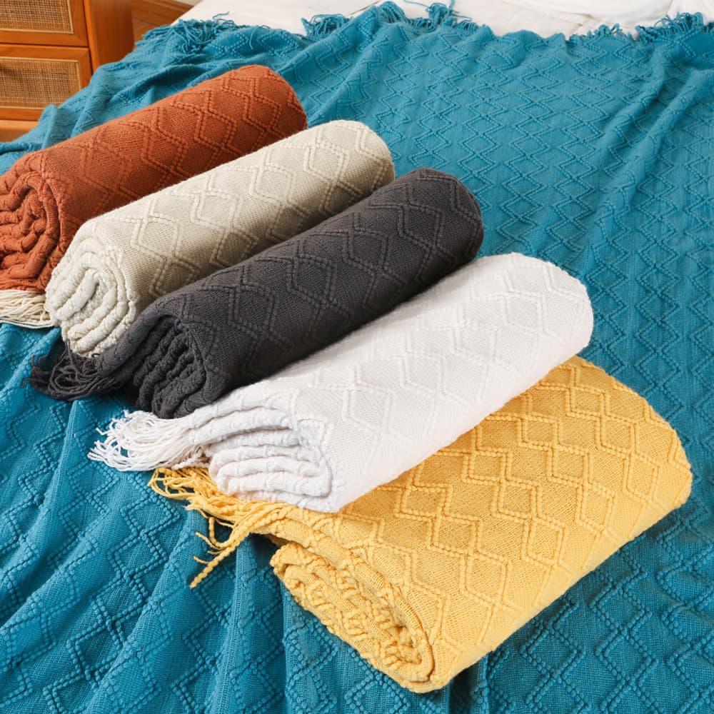 Ins Nordic-style sofa cover office nap blanket fringe knitted yarn air conditioning small throw