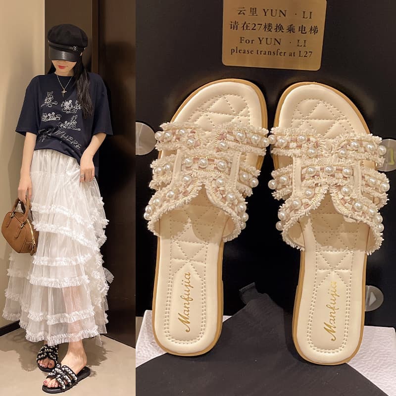 Xiaoxiang Style Soft Sole Sandals with Pearl 2025 New Fairy Flat Sandals for Women Outdoor Versatile Summer Beach Sandals