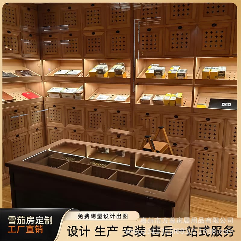 Customized temperature and humidity constant cedar wood cigar cabinets, club cigar rooms, hotel cigar racks, display cabinets, factory direct sales.