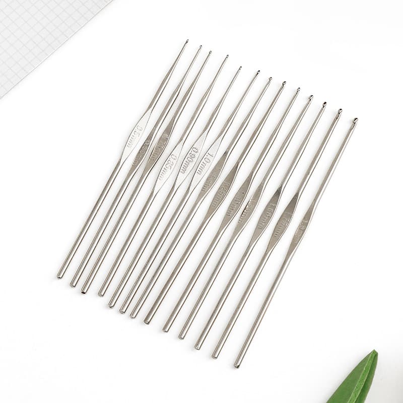 Metal Crochet Hook Lace Fine Single-Ended Crochet Hook Hand Knitting Yarn Tool Sweater Needle Small Size Crochet Hook