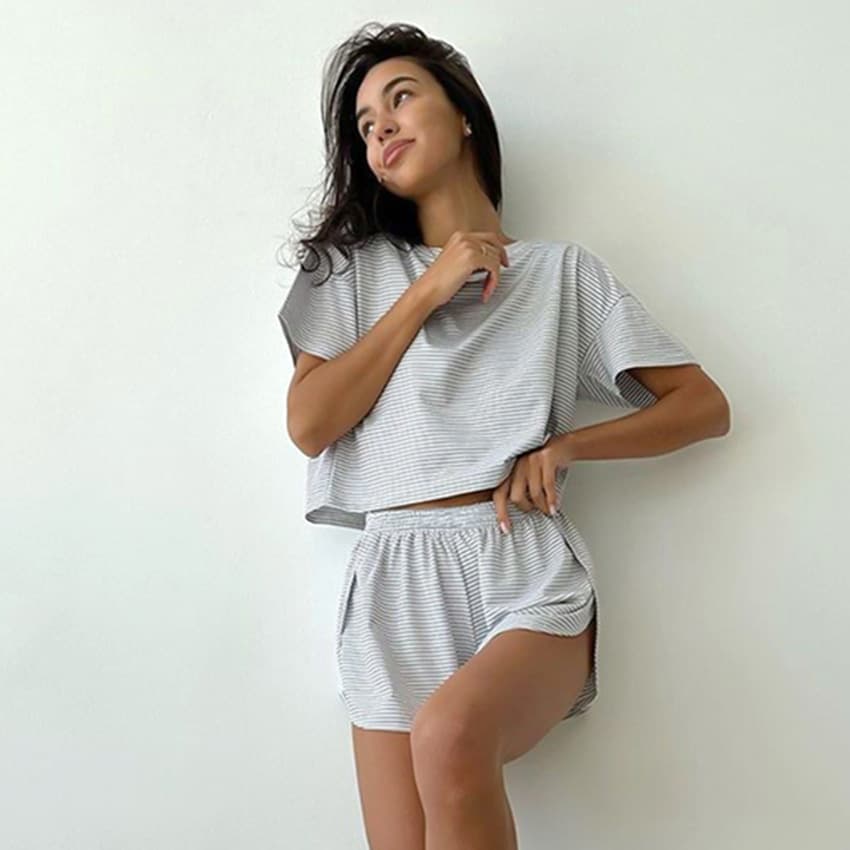 Knit Striped Pajamas Loose Short Sleeve Shorts Set Fashion Wear-Out Casual Loungewear Striped Women's Pajamas