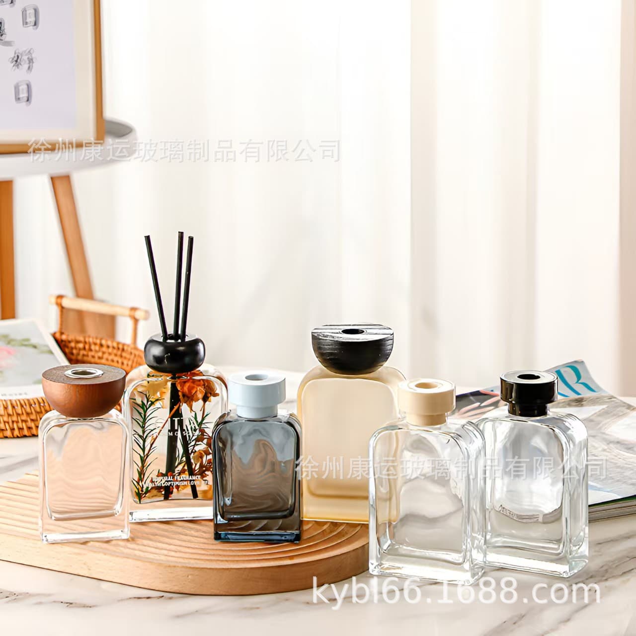 Flat square round aromatherapy glass bottle aromatherapy empty bottle without fire belt rattan glass aromatherapy bottle ornaments fragrance naked bottle