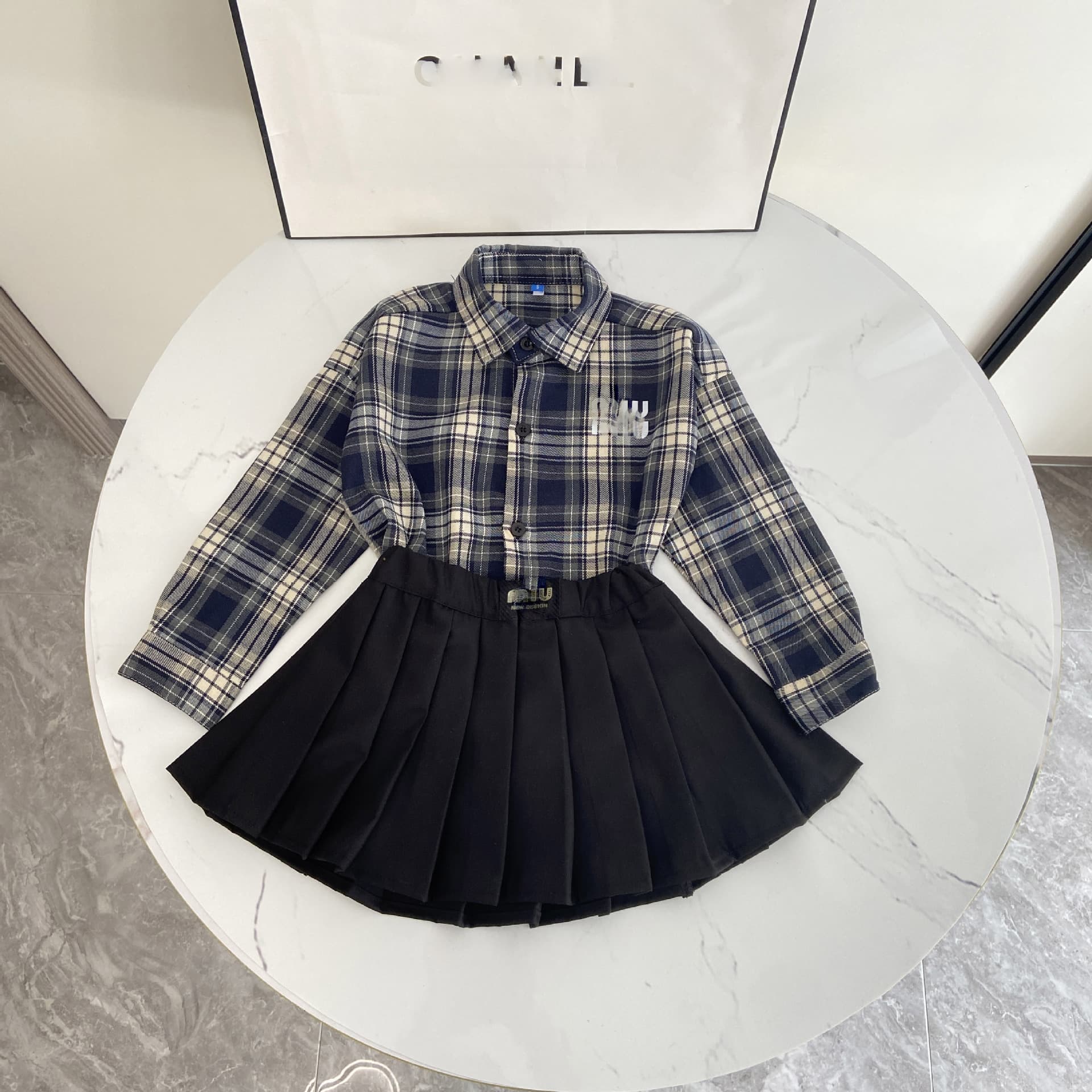 Girls 2025 Early Spring Set Plaid Shirt + Pleated Short Skirt, Casual Stylish Pleated Skirt Top Set New