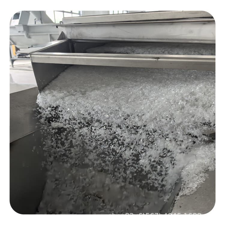 PET bottle flakes, discarded mineral water polyester PET bottle flakes, chemical fiber building material chips [Manufacturer].