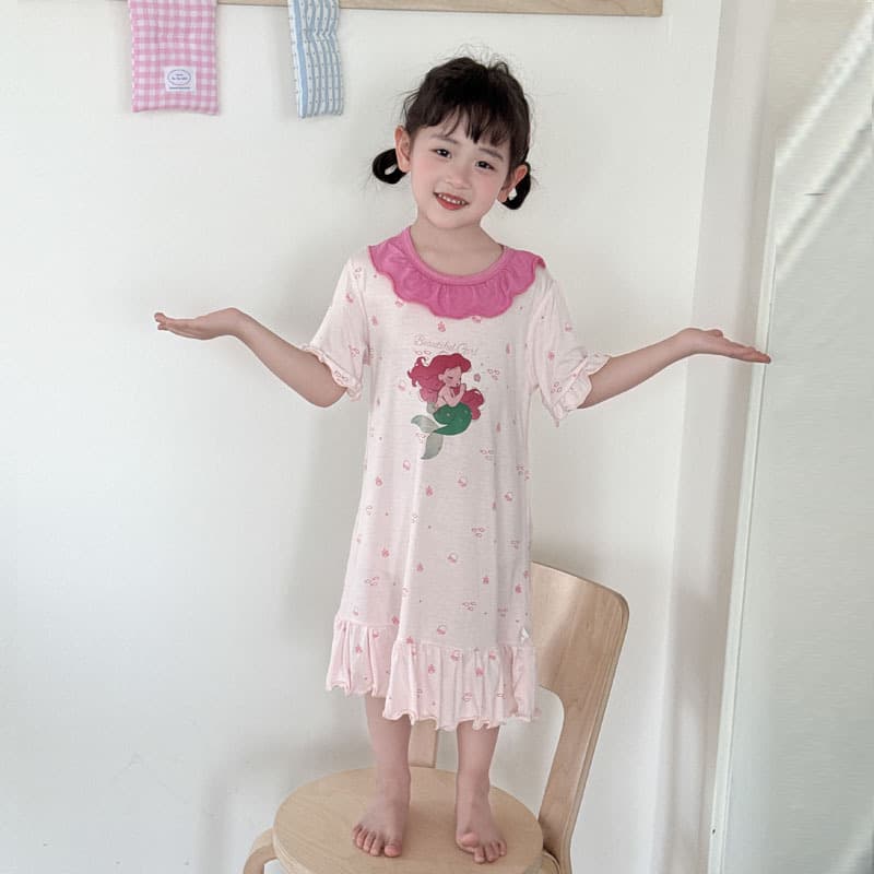 Girls' Summer Sleep Dress, Fashionable and Trendy Baby Dress, Girls' Dress 2025 New Homewear