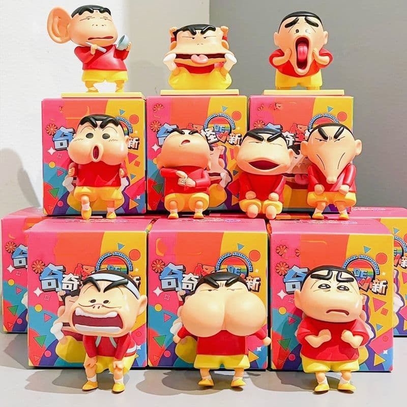 Weird Crayon Shin-chan blind box figures, peripheral trendy dolls, desktop ornaments, toys, birthday gifts for girls