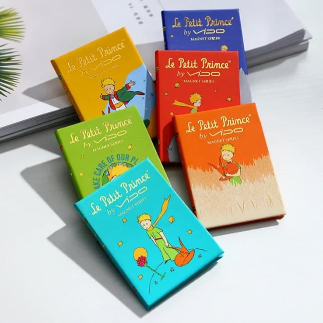The Little Prince flip-page refrigerator magnet, creative book magnet, cultural and creative city check-in book refrigerator magnet, customizable.