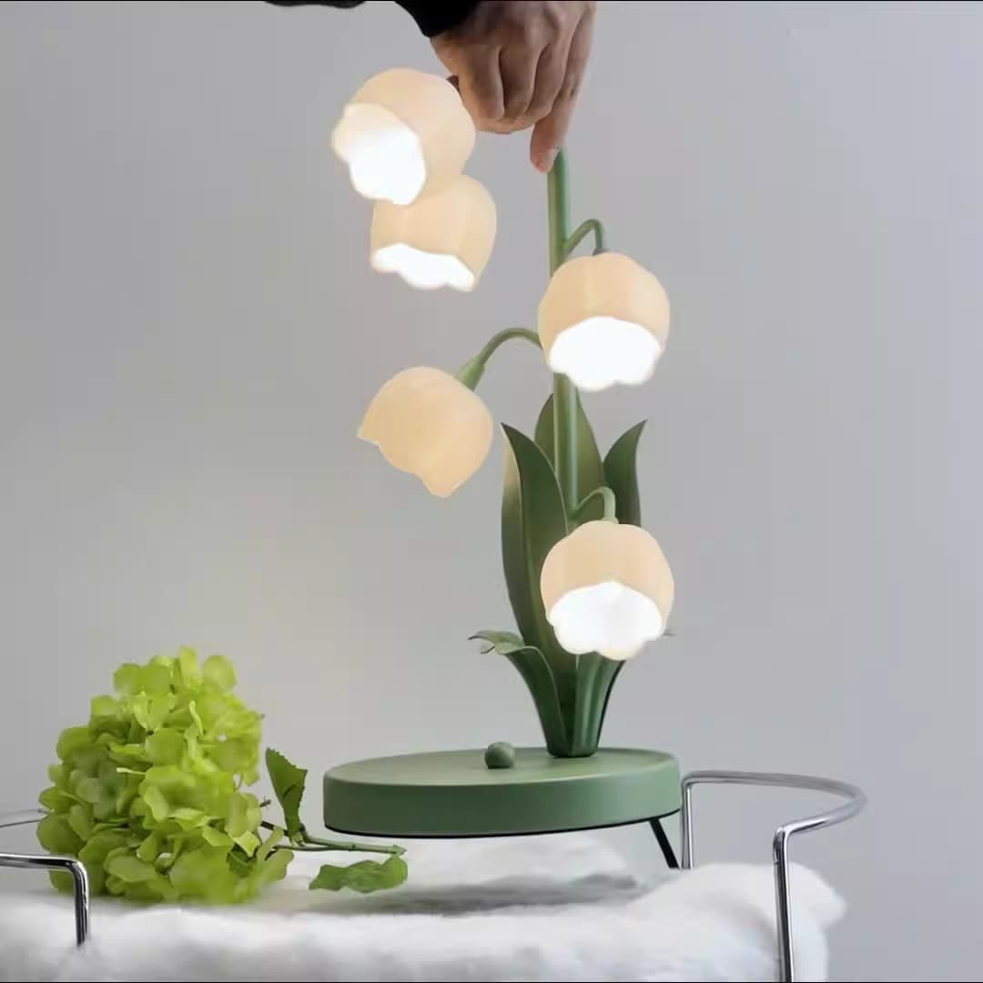 Tulip Romantic Desk Lamp, Bedside Lamp, Bedroom Lamp, Lily of the Valley Flower Warm Ambiance Night Light