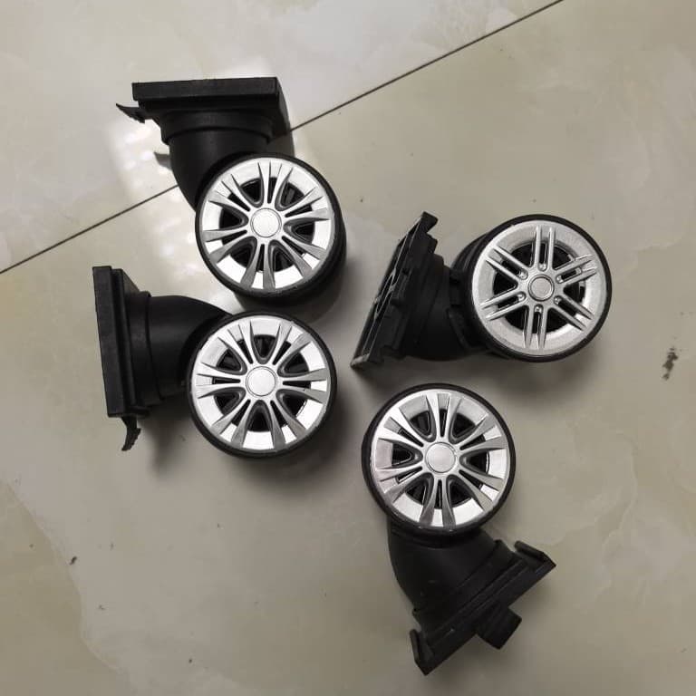 Directly sold by the manufacturer, the universal wheel is detachable. It can be used as a brake type and shock absorption type. It is easy to install and disassemble and is wear-resistant.