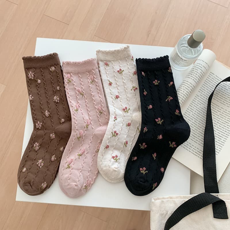 Cotton Socks Retro 3D Small Rose Mid-Calf Socks Forest Relief JK Socks Korean Floral Stacking Socks