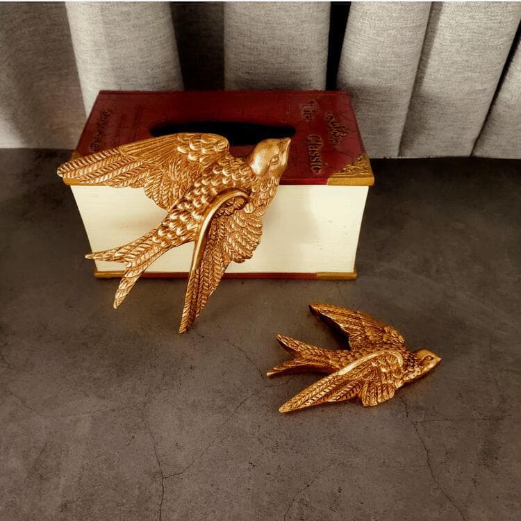 Luxury wall hangings, picture frames, decorative items for living room, desktop, sofa, entryway, bedroom, bedside, and wall hangings.