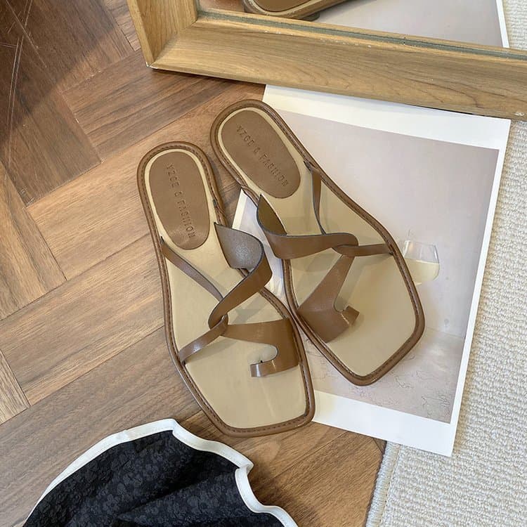 Korean Boss Lady Style~2024 Summer New Korean Open-Toe Slippers for Women, Fashionable Sandals for Outdoor Wear