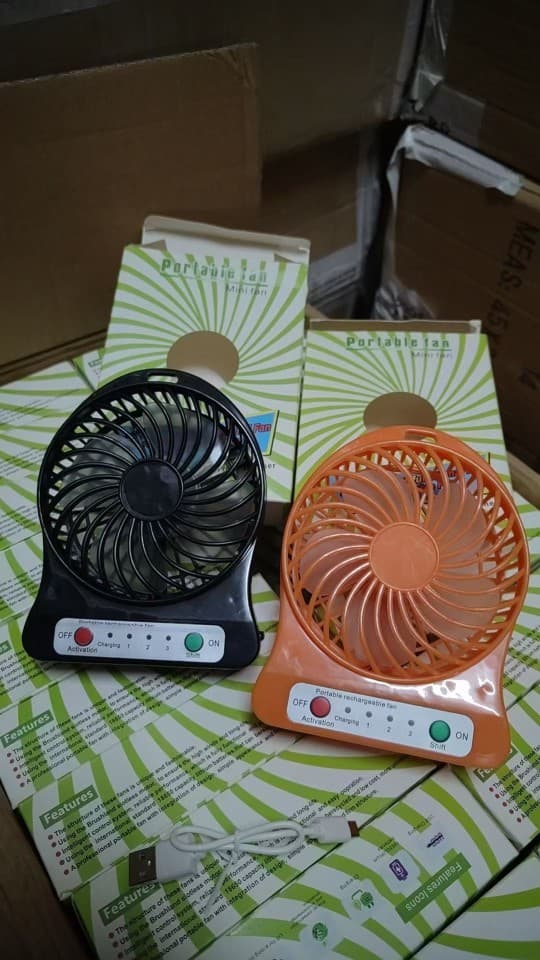 Foreign Trade Stock Clearance Wholesale Live Stream, Desktop Small Fan Arrival 3800pcs, Size 46*32*56.5cm