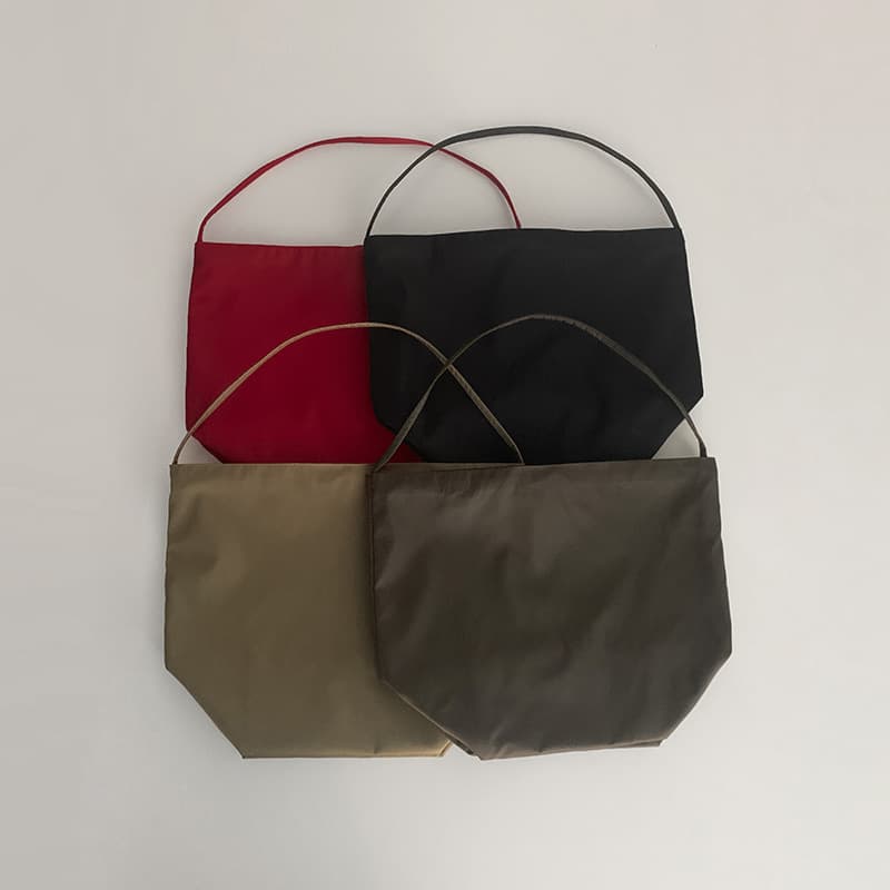 Minimalist Large Capacity Commuter Nylon Bag Open Top Durable Easy Match Soft Body Tote Bag Shoulder Bag