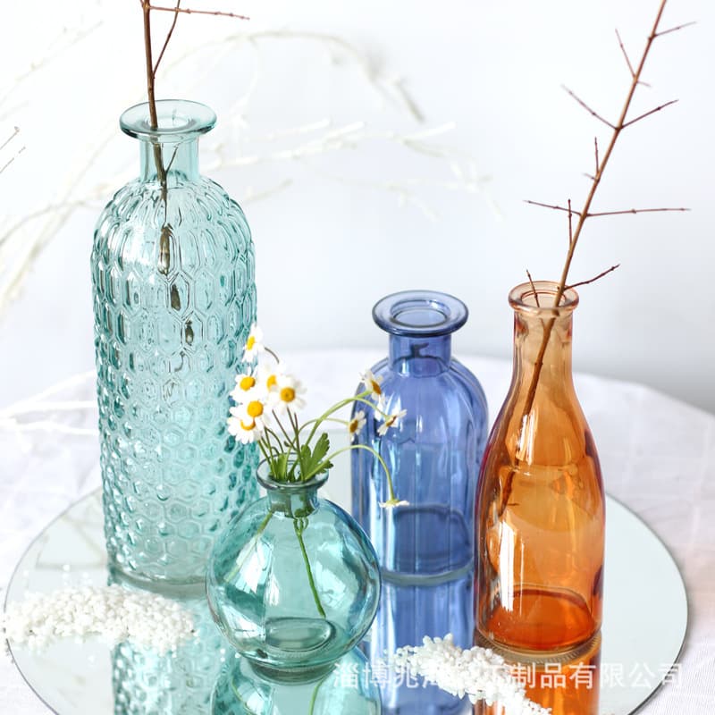 Nordic Simple Morandi Color Narrow Mouth Glass Vase for Living Room Dining Table Flower Arrangement Modern Light Luxury Style