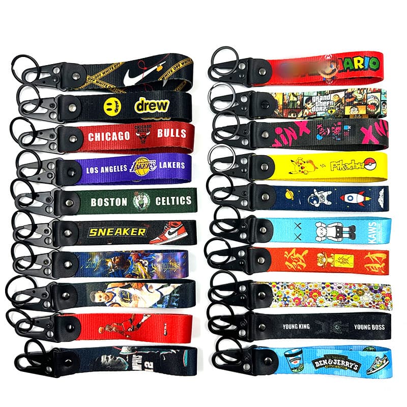 Anime heat transfer keychain cartoon figurine toy trend eagle beak clip bag car electric motorcycle pendant