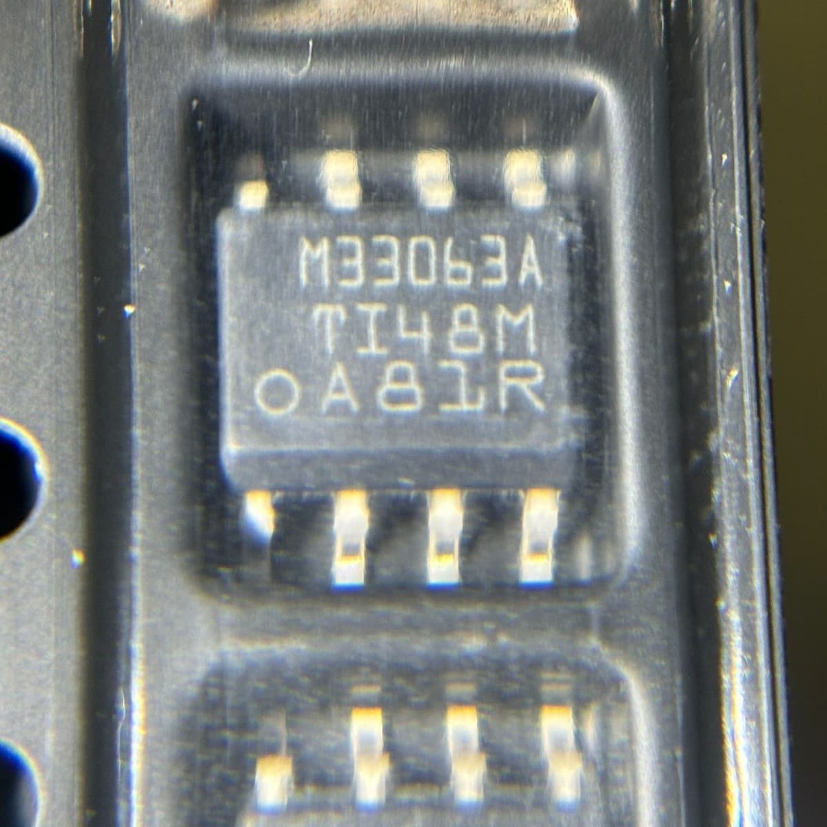 New batch Darlington transistor BD677, genuine original, 60V 40W, negotiable price.