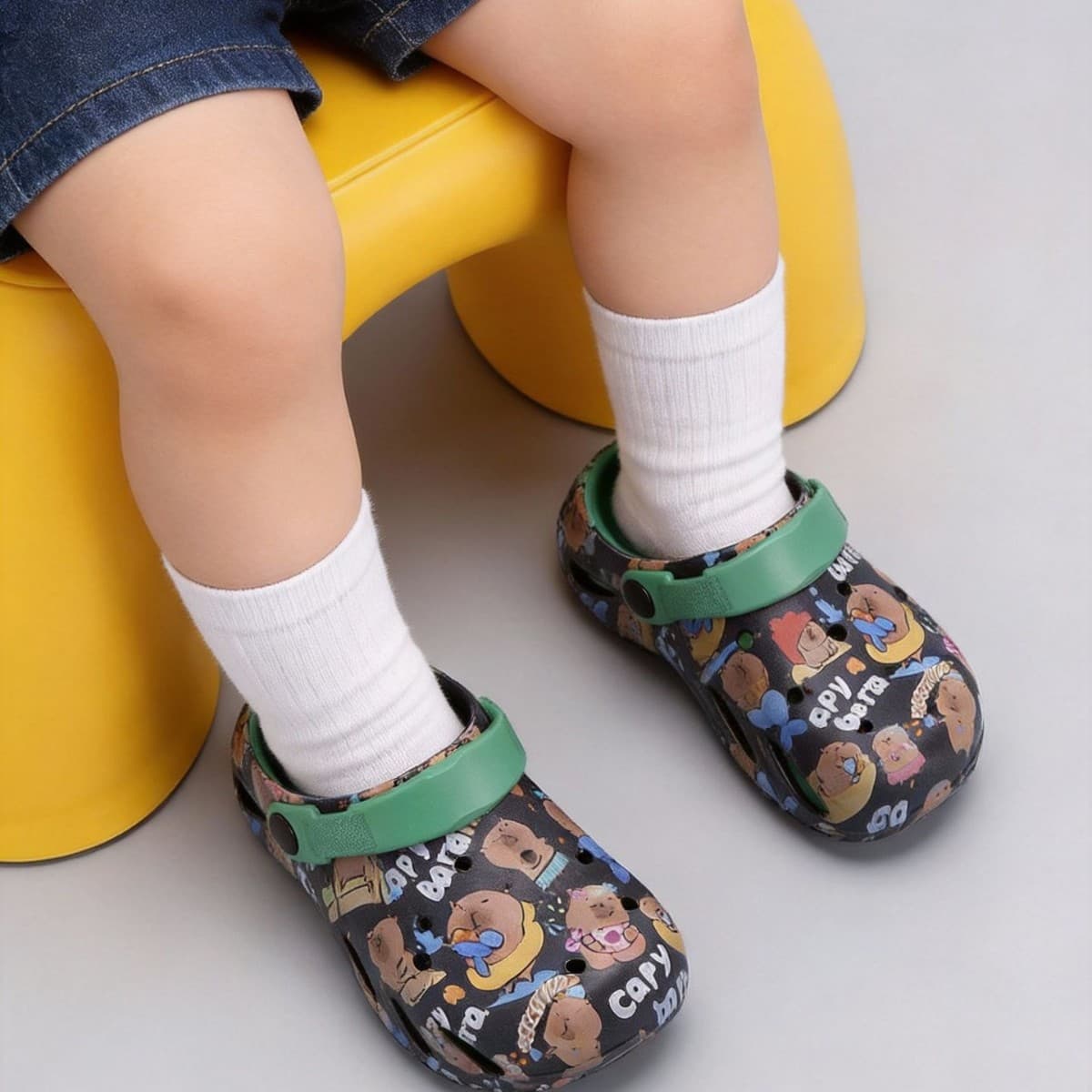 Cross-border Children's Summer Slippers, Cartoon Cute Girls' Indoor Soft Sole Non-slip Sandals, Boys' Beach Hole Sandals