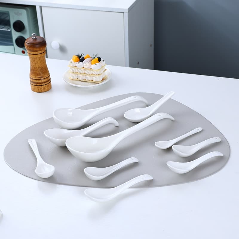 Pure White Ceramic Spoon Creative Coffee Spoon for Home Kitchen Simple European Style Chinese and Western Dining