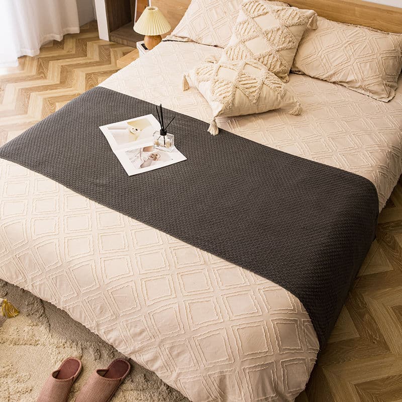 Retro knitted bed runner, blanket, bed flag, hotel and guesthouse decorative blanket, sample room, simple cream-style throw blanket