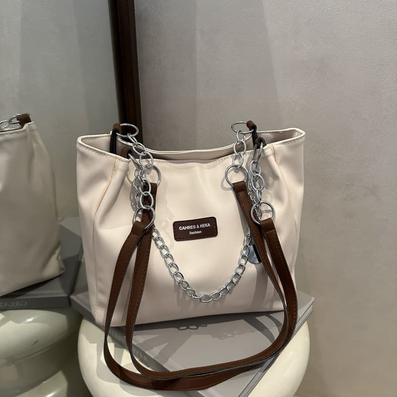 Solid Color Casual Shoulder Tote Women's Bag 2025 New Early Autumn European and American Retro Girls Crossbody Bag Large Capacity Backpack
