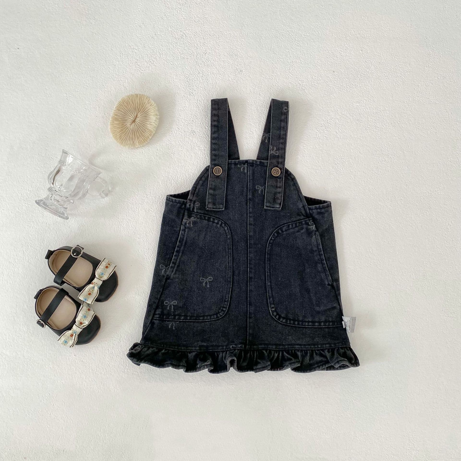 2025 baby girl suspender skirt new autumn Korean style girls fashion fashionable denim vest skirt casual skirt