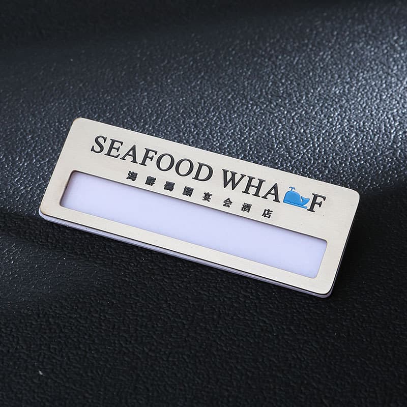 Customized stainless steel name badges, customized employee work badges, custom-made acrylic name badges, name badges, and work badges wholesale