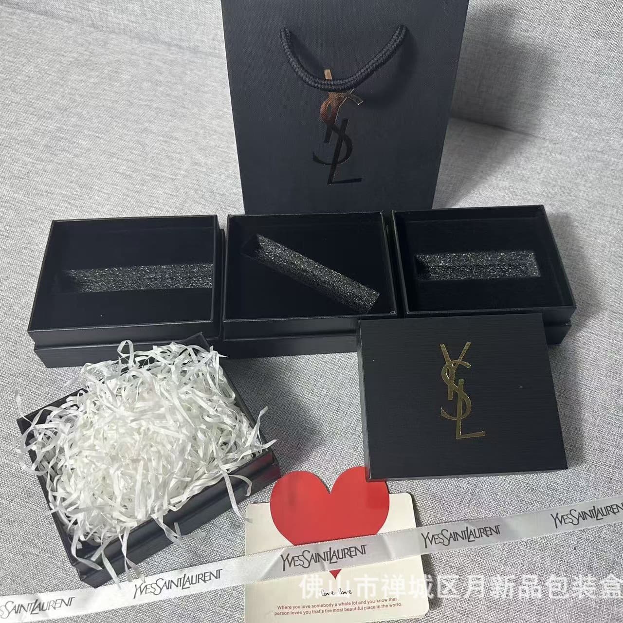 Chinese Valentine's Day makeup gift packaging box lipstick, lip glaze gift box gift bag Y series lipstick shopping tote bag wholesale