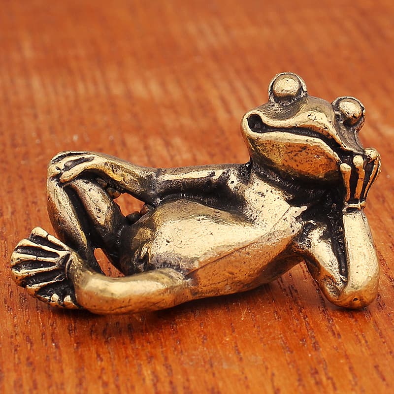 Brass sleeping beauty frog solid ornaments turtle frog office desktop frog tea pet pure brass crafts copperware