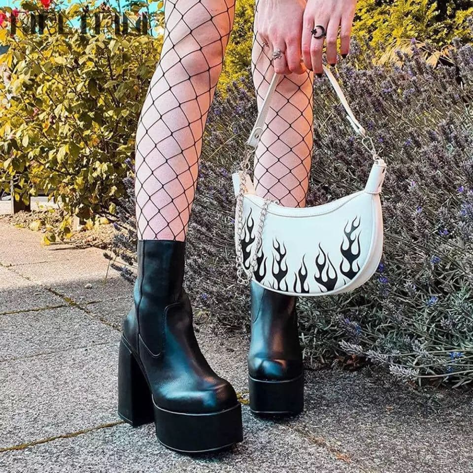 2022 Autumn/Winter New Square Toe Ultra High Heel Short Boots for Petite Women, Side Zipper, European and American Chunky Heel Martin Boots