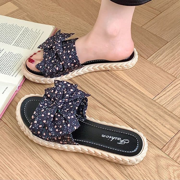 Women's Summer 2025 New Fashion Flat Bow Sandals, Slip-On Soft-Soled Beach Slippers