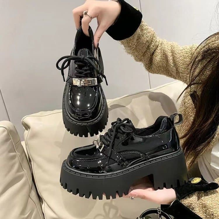 Black Chunky Sole Leather Shoes for Women 2025 Spring Autumn New Retro British Style Single Shoes Chunky High Heel Solid Color Mary Jane Shoes