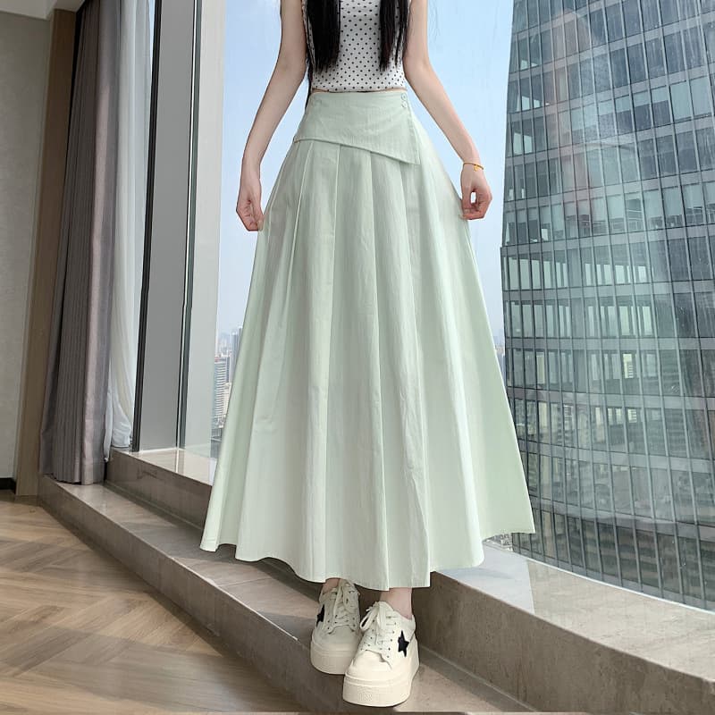 Actual shot of 2026 summer Korean-style waist-cinching, hip-covering, slimming and drapey A-line half-length skirt with large hem, umbrella skirt and pleated skirt