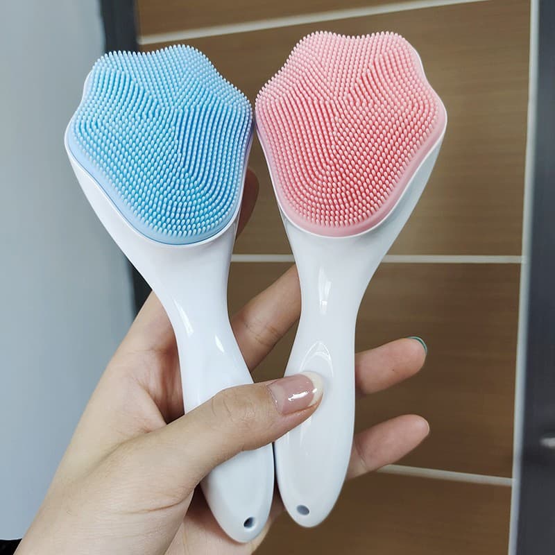 Facial cleansing brush, popular online, soft bristles, deep cleansing, silicone, manual, cat paw-shaped, long-handled, amazing tool for cleaning dirt and grime on the face, perfect for women.