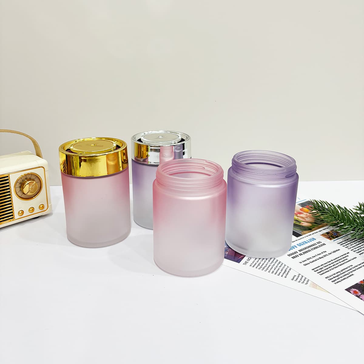 Manufacturer wholesale 200ML matte gradient wide mouth candle scented candle jar car mounted spray color glass sealed candle