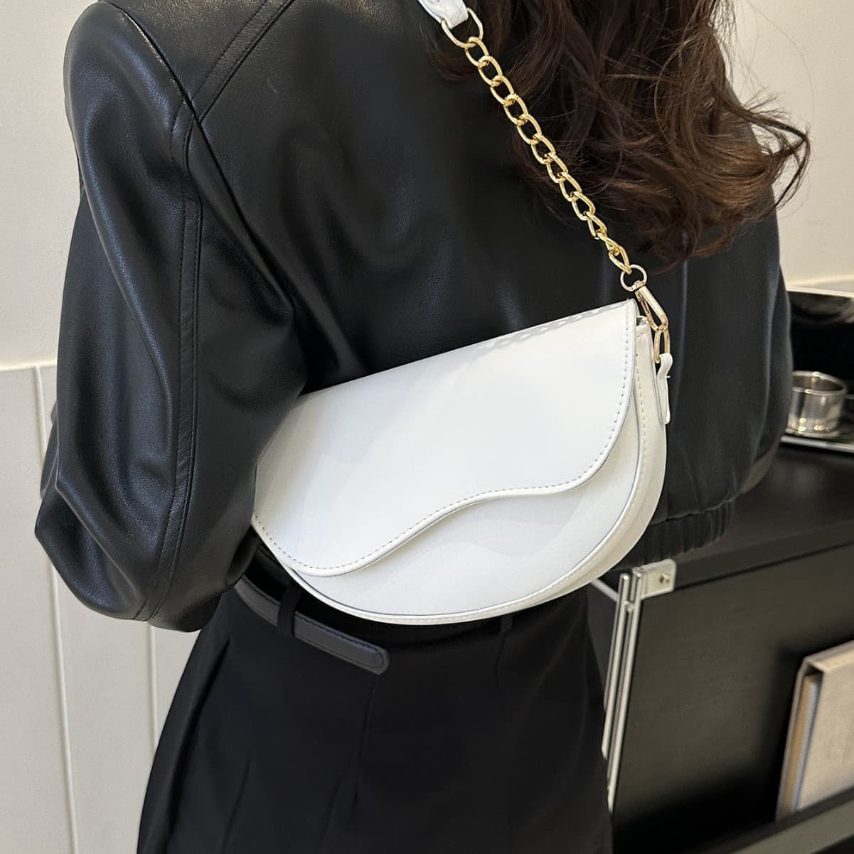 Vintage Small Bag Women's 2024 New Trendy Versatile Solid Color Shoulder Crossbody Bag Niche Handbag Underarm Saddle Bag